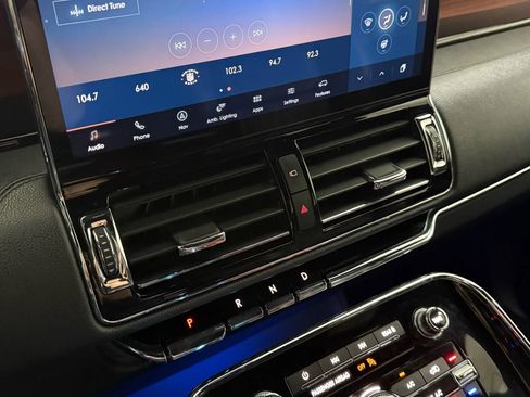 Used 2023 Lincoln Navigator L Standard Sport Utility 4D image 31