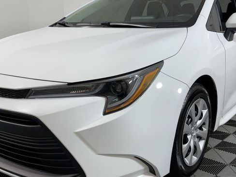 Used 2024 Toyota Corolla LE image 9
