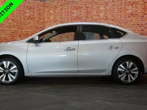 Certified 2019 Nissan Sentra SV w/ Special Edition Package image 4