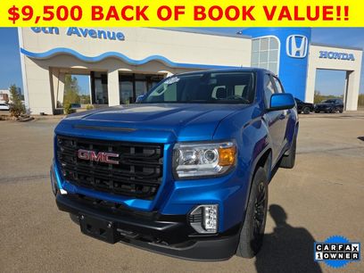 Used 2022 GMC Canyon Elevation w/ Elevation Premium Package