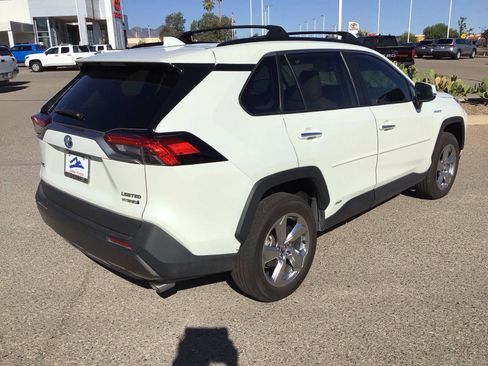 Used 2021 Toyota RAV4 Limited AWD/4WD image 5