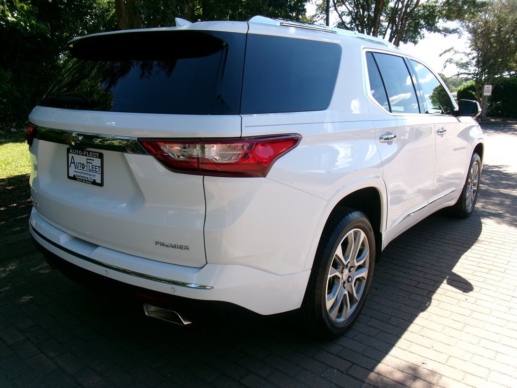 Used 2020 Chevrolet Traverse Premier FWD image 7