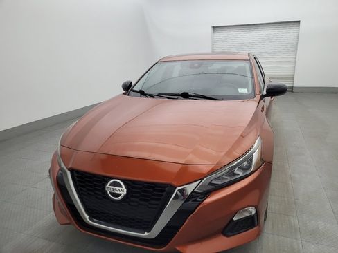 Used 2020 Nissan Altima 2.5 SR w/ Premium Package image 15