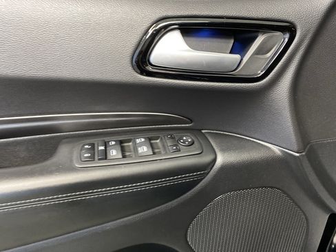 Certified 2022 Dodge Durango SXT w/ Blacktop Package image 12