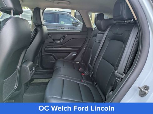 Certified 2026 Lincoln Corsair Premiere FWD image 9