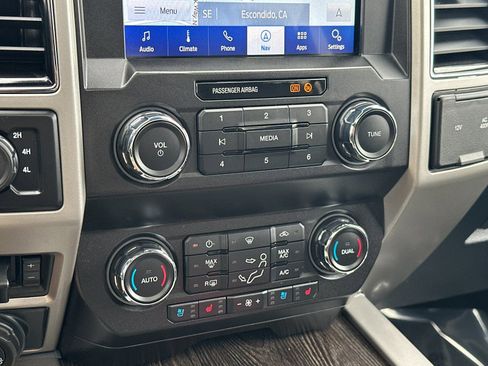 Used 2021 Ford F250 Lariat AWD/4WD image 24