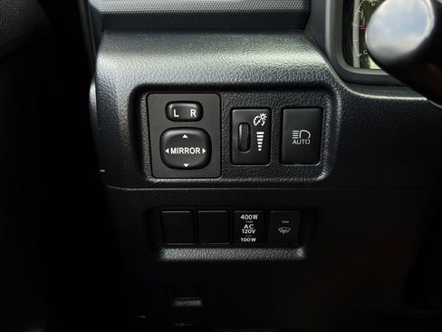 Used 2022 Toyota 4Runner SR5 RWD image 22