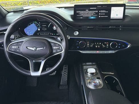 Used 2023 Genesis GV70 3.5T Sport w/ Sport Prestige Package AWD/4WD image 14