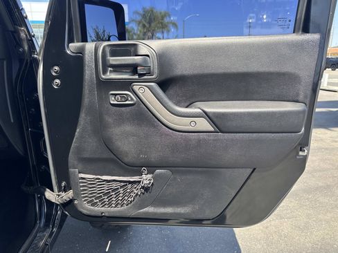 Used 2013 Jeep Wrangler Sport AWD/4WD image 25