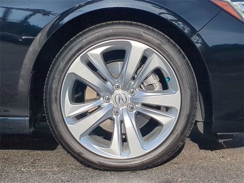 Used 2023 Acura TLX w/ Technology Package image 11