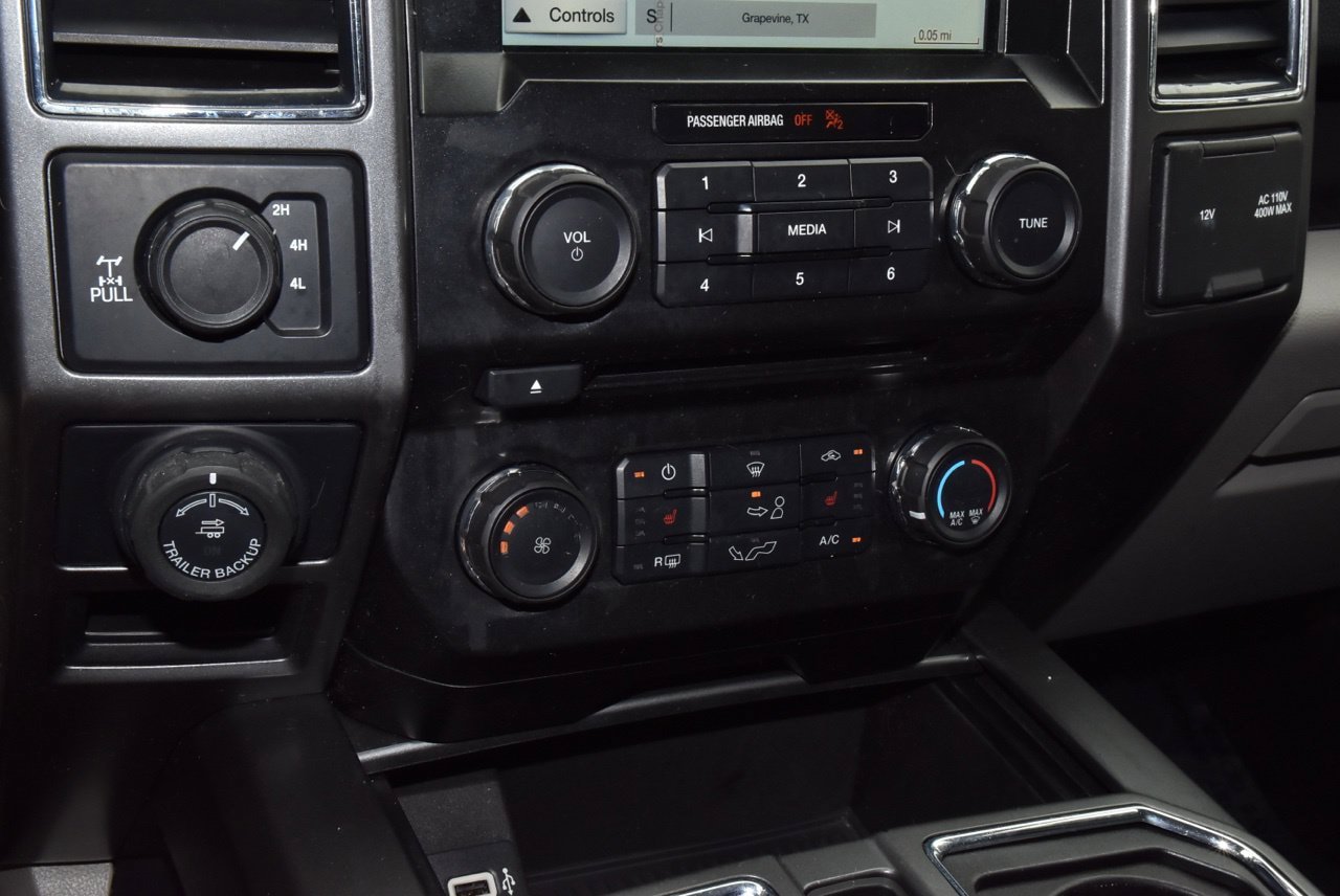 Used 2017 Ford F150 XLT w/ Equipment Group 302A Luxury AWD/4WD image 29