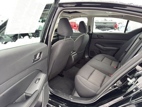 Certified 2024 Nissan Altima 2.5 SV w/ SV Premium Package image 30