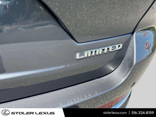 Used 2023 Jeep Grand Cherokee Limited AWD/4WD image 13