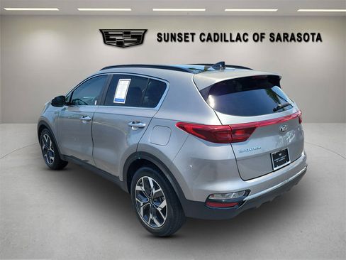 Used 2020 Kia Sportage EX w/ EX Technology Package FWD image 6