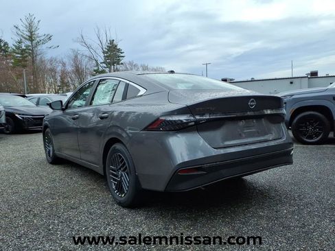 New 2026 Nissan Sentra SV w/ SV Convenience Package FWD image 4