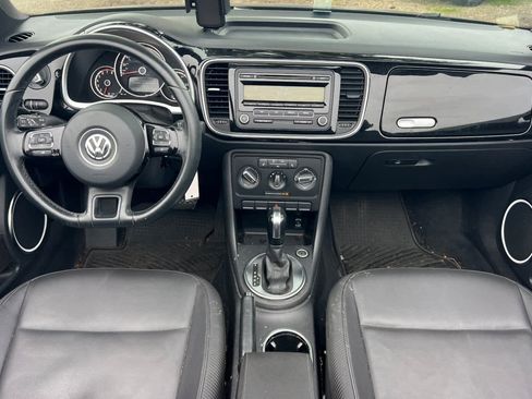 Used 2014 Volkswagen Beetle 2.5 image 4