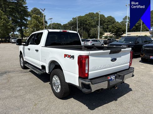 Used 2023 Ford F250 XLT w/ FX4 Off-Road Package AWD/4WD image 7