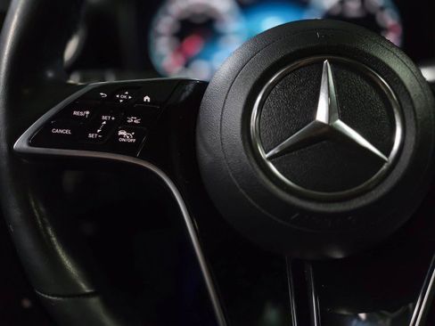 Used 2021 Mercedes-Benz E 450 4MATIC Sedan image 21