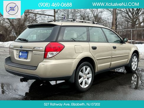 Used 2008 Subaru Outback 2.5i L.L. Bean image 4