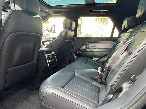 Used 2025 Land Rover Range Rover Sport SE AWD/4WD image 42
