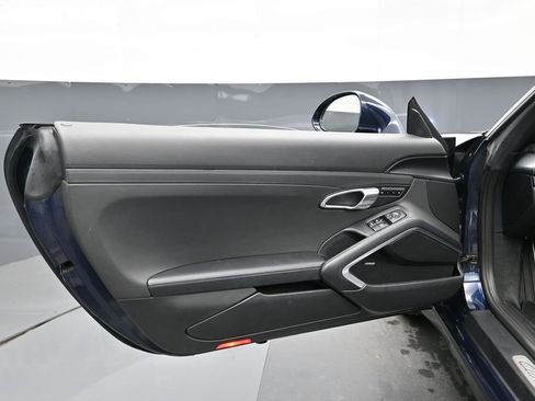 Certified 2017 Porsche 911 Carrera S RWD image 8