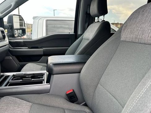 Used 2024 Ford F250 XLT w/ XLT Premium Package AWD/4WD image 2