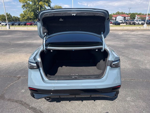 Used 2026 Nissan Sentra SR w/ SR Premium Package FWD image 20