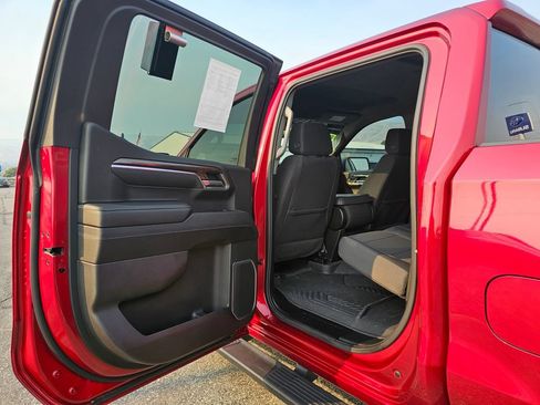Certified 2024 Chevrolet Silverado 1500 RST w/ Dark Appearance Package AWD/4WD image 24