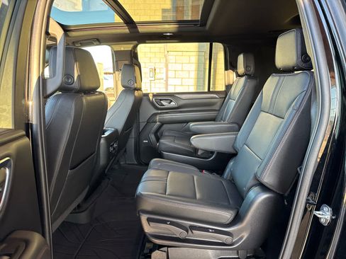 Certified 2022 Chevrolet Suburban RST image 30