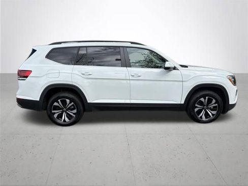 Used 2024 Volkswagen Atlas SE AWD/4WD image 5