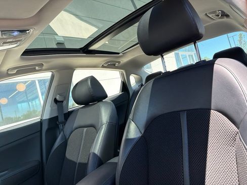 Used 2019 Kia Optima S w/ S Panoramic Sunroof Package FWD image 4