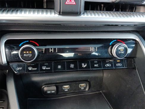 Used 2023 Kia K5 GT-Line image 24