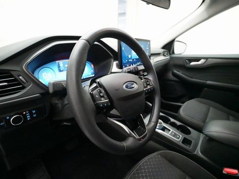 Used 2023 Ford Escape Active w/ Tech Pack #2 image 8