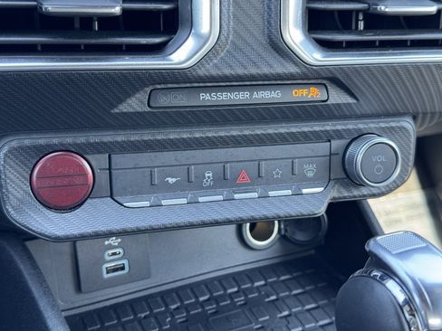 Used 2024 Ford Mustang GT Premium image 19