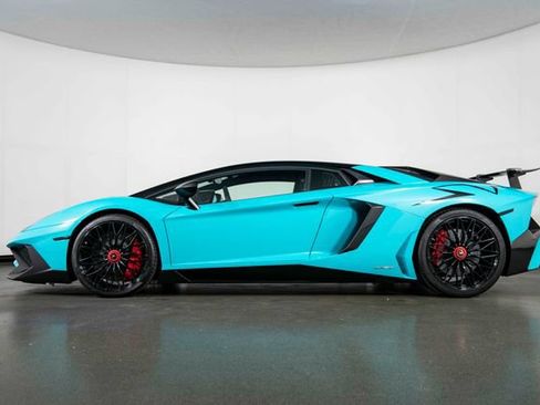 Used 2016 Lamborghini Aventador LP 750-4 AWD/4WD image 5