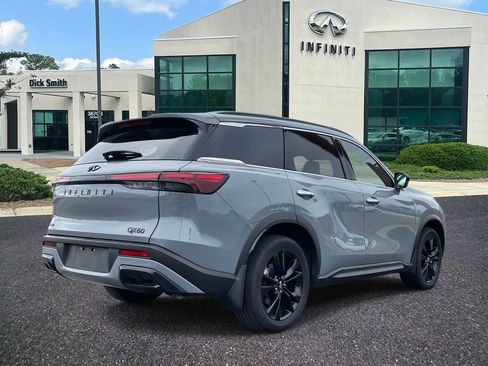 Used 2025 INFINITI QX60 Luxe w/ Black Edition image 5