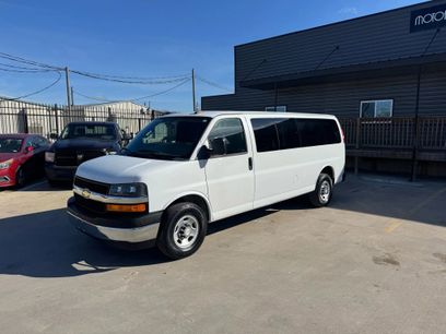Used 2017 Chevrolet Express 3500 LT w/ LT Preferred Equipment Group