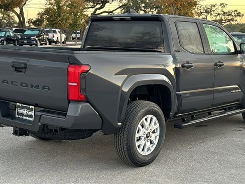 New 2025 Toyota Tacoma SR5 image 9