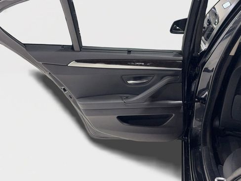 Used 2011 BMW 535i Sedan image 22