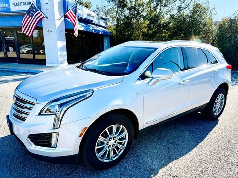 Used 2017 Cadillac XT5 Luxury image 21
