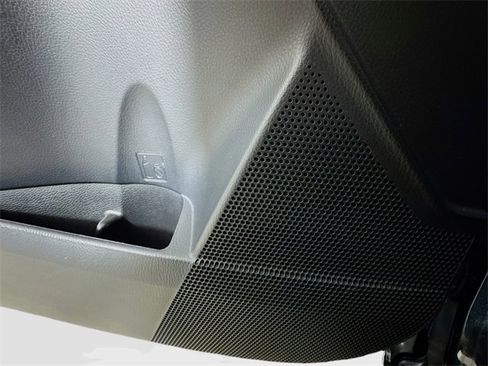 Certified 2019 Toyota Corolla LE image 14