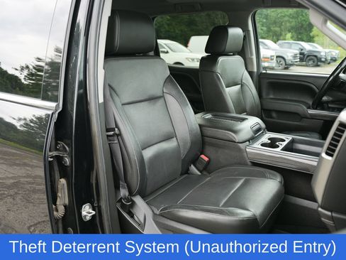 Used 2018 Chevrolet Silverado 1500 LTZ AWD/4WD image 39