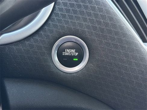 Used 2023 Chevrolet Malibu LT image 23