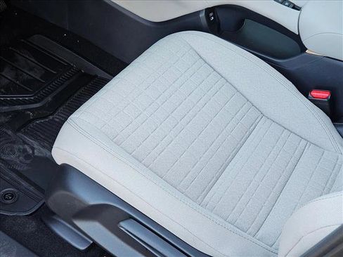 New 2026 Honda HR-V LX image 4