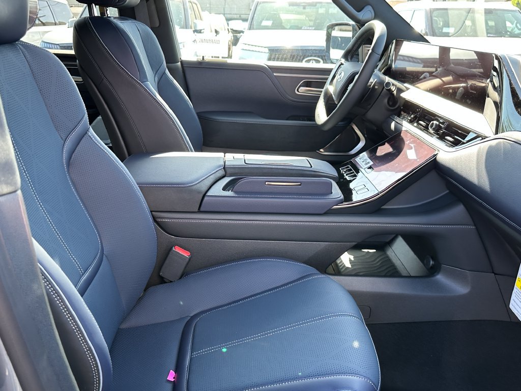 New 2027 INFINITI QX80 Sensory w/ Sport Exterior Package AWD/4WD image 14