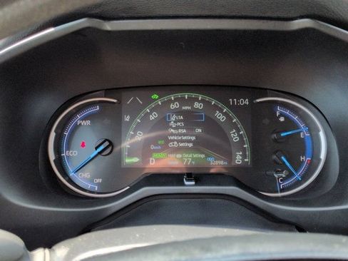 Certified 2025 Toyota RAV4 LE AWD/4WD image 10