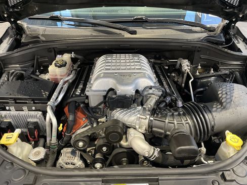 Used 2018 Jeep Grand Cherokee Trackhawk AWD/4WD image 43
