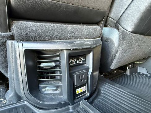 Used 2021 RAM 3500 Laramie w/ Night Edition image 20