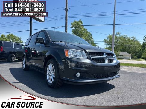 Used 2019 Dodge Grand Caravan SXT FWD image 3