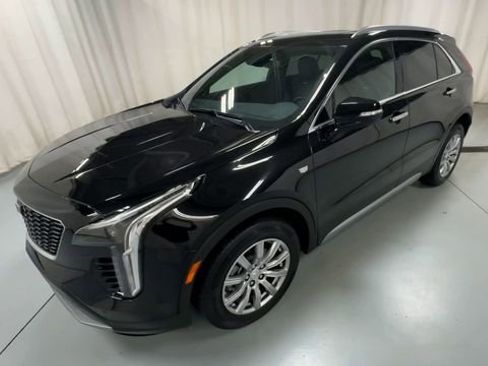 Used 2023 Cadillac XT4 Premium Luxury w/ Cold Weather Package image 4